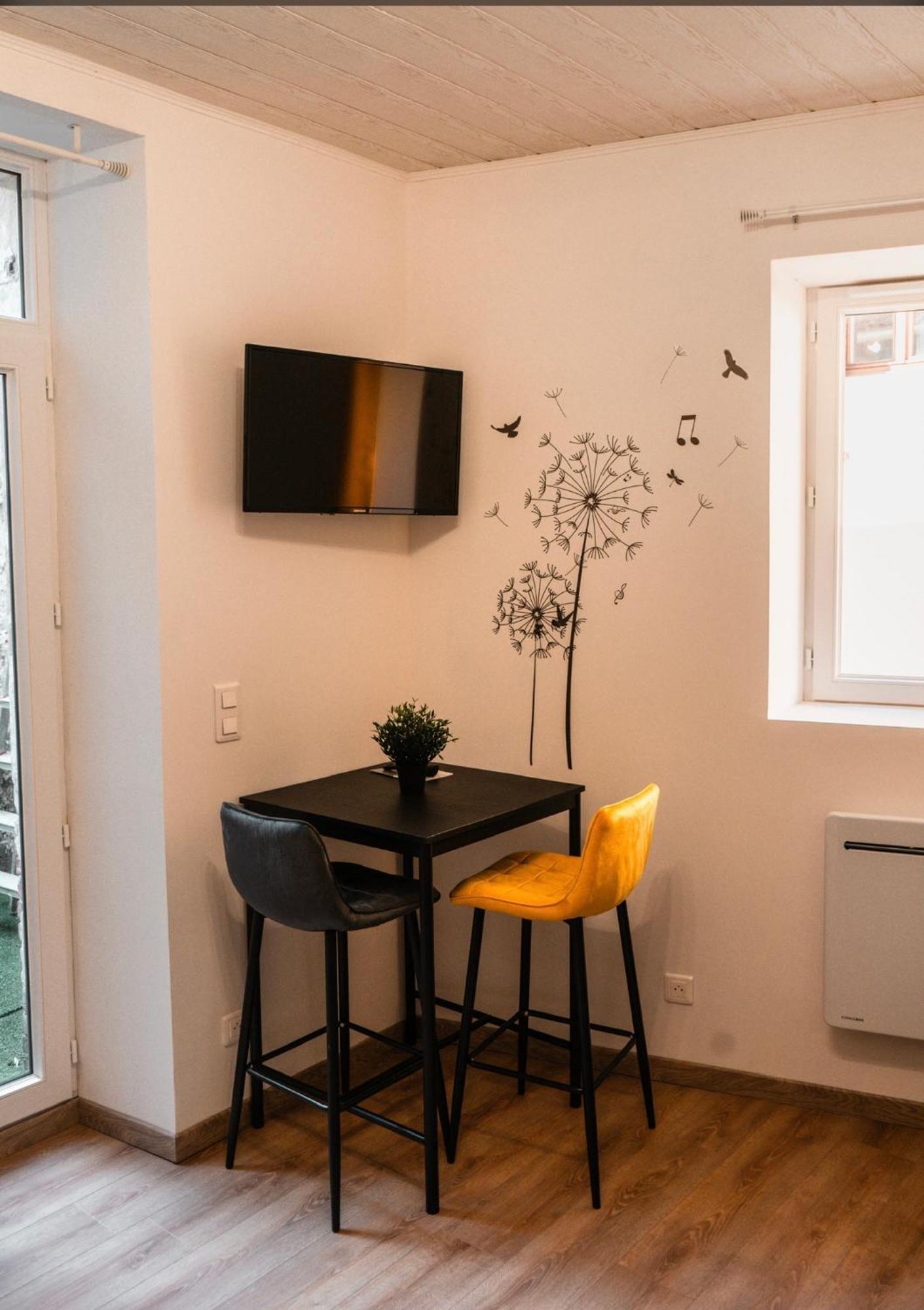 Le Symphonie Apartment Gray Exterior photo